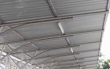 installing Craigierig metal roofing