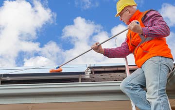 Craigierig soft wash roof cleaning